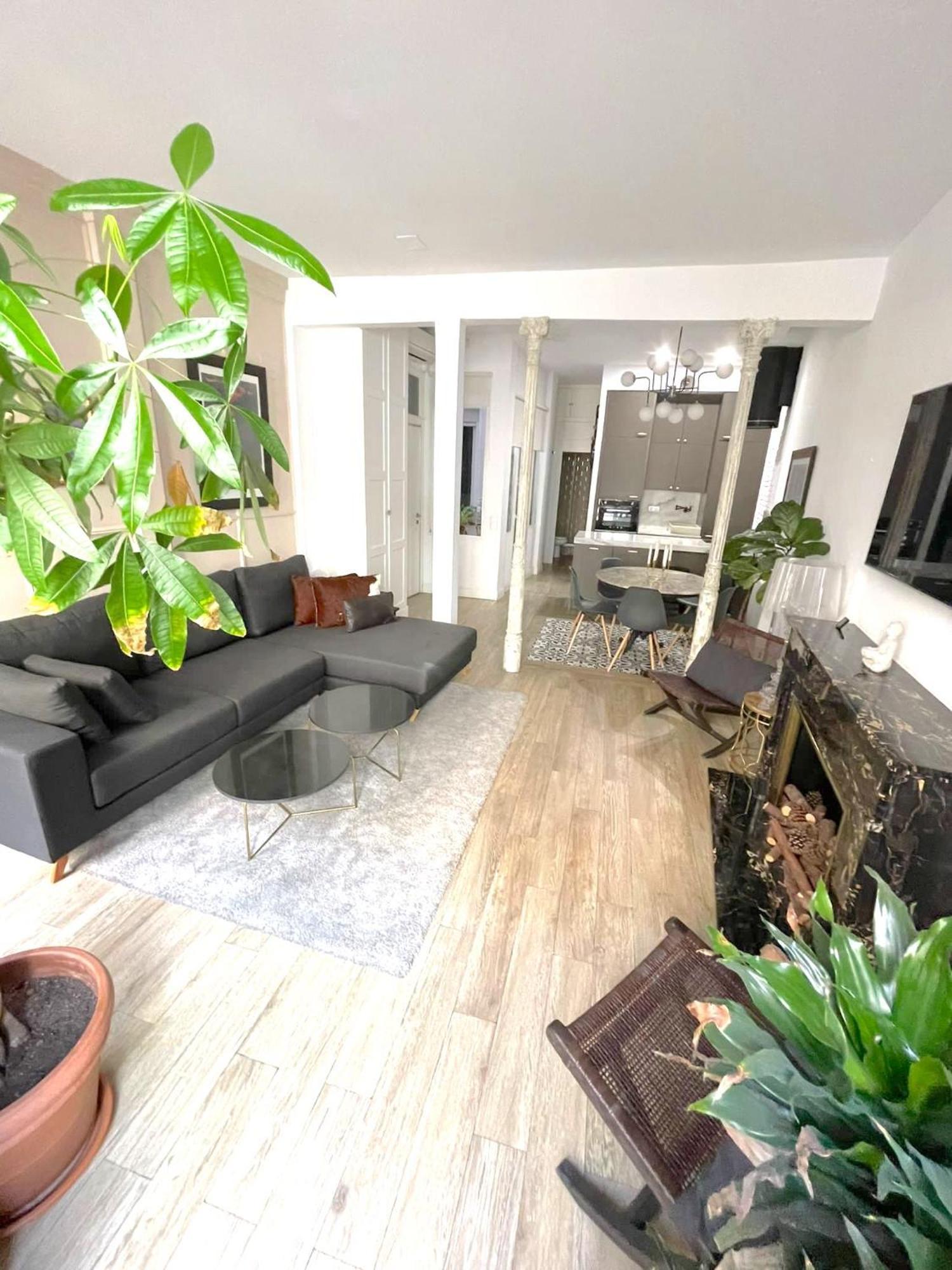 New Apartment In City-Center, Gran Via Madrid Buitenkant foto